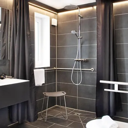 Fr By Wmm فندق *