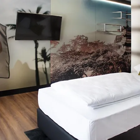 Hotel Fr By Wmm *